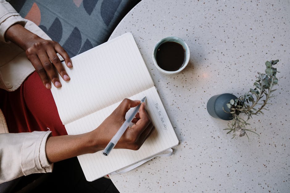How to Write a Business Plan Investors Love - Featured Image